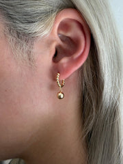 Ball earrings