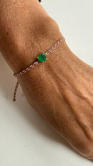Silk cord bracelet with 5x5mm heart emerald