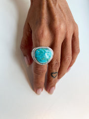 Tulun turquoise moissanite ring