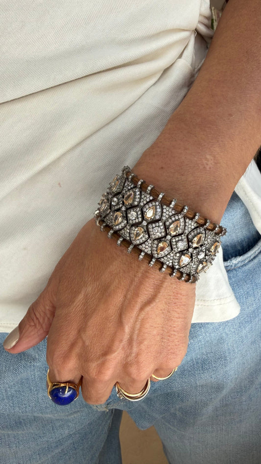 Anika Bracelet SIZE M
