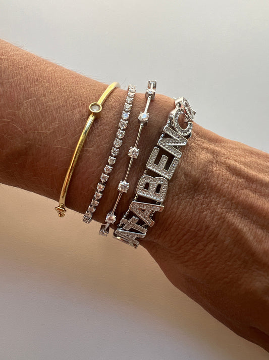 Blessed bracelet with zirconias
