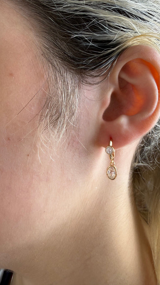 Penelope Moissanite Hoop Earring