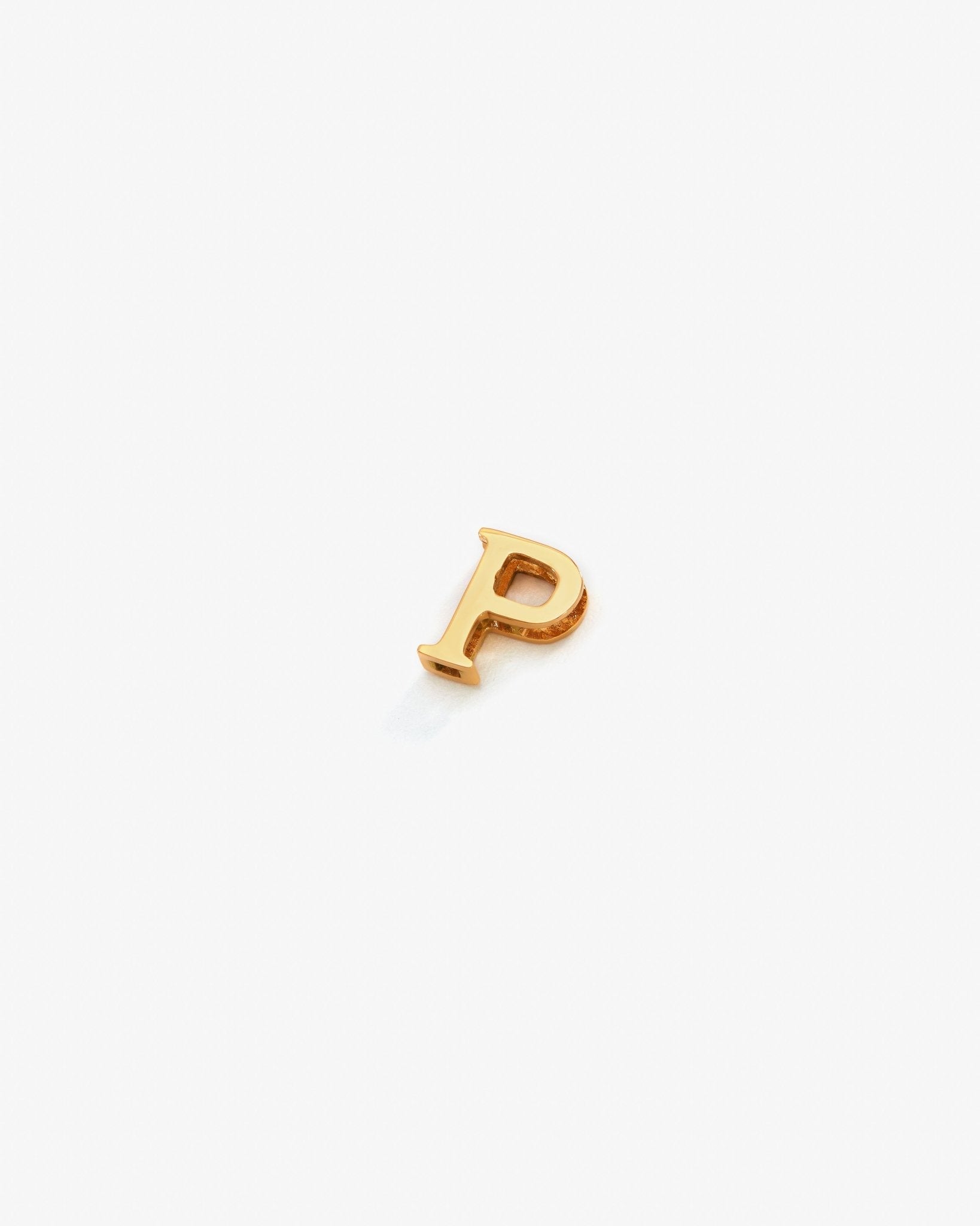 Iniciais de ouro 18k Com Corrente Modelo Cartier - Helen Gordilho