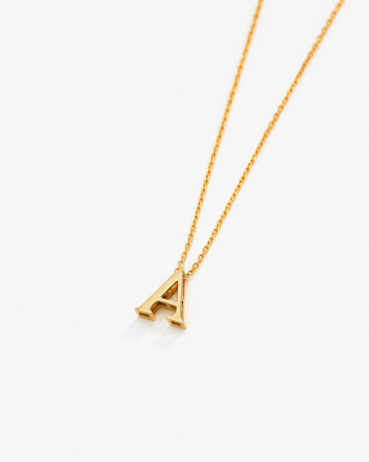 Iniciais de ouro 18k Com Corrente Modelo Cartier - Helen Gordilho